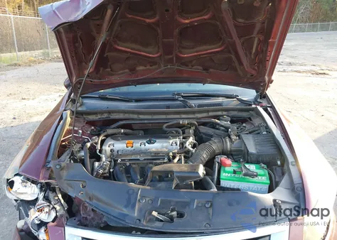 2010 Honda Accord 2.4 Ex-L from USA, damaged, VIN 1HGCP2F84AA005152